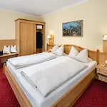 Otel Zur Post 3*