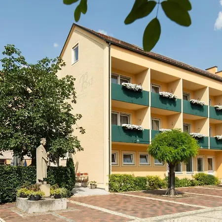 Zur Post Szálloda Bad Abbach