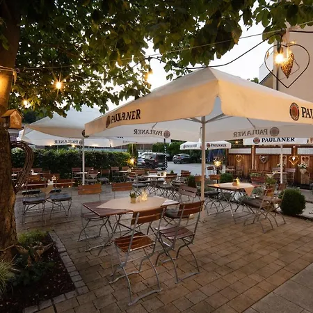 Zur Post Hotel 3*