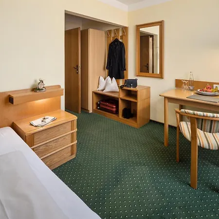 Hotel Zur Post 3*
