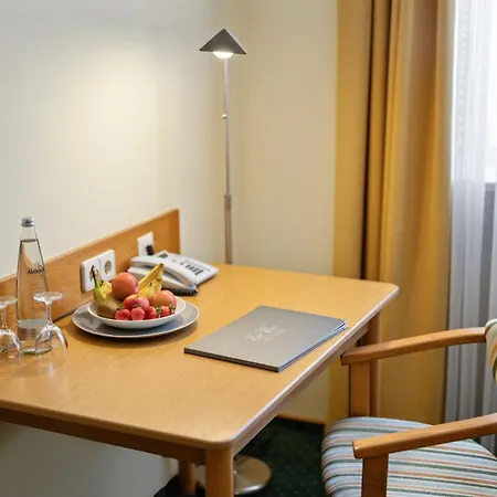 Zur Post Hotel 3*